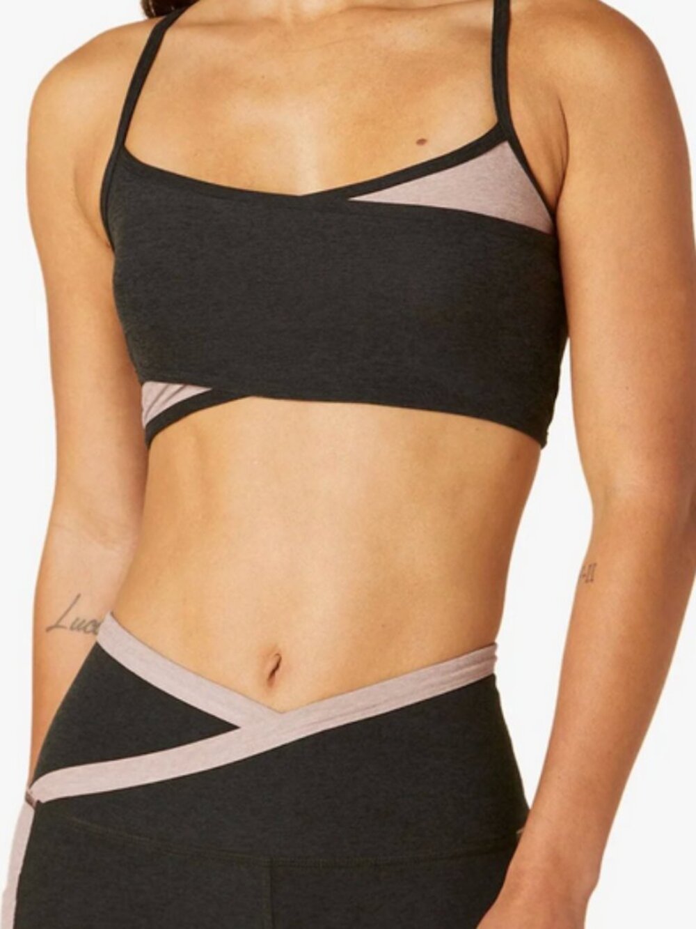 Beyond Yoga NWT Blocked At Your Leisure Bra Size M